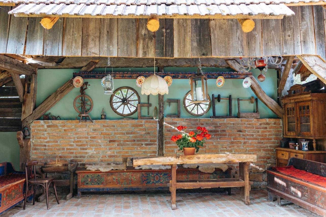 Rucar  Casa Traditionala Transilvaneana מראה חיצוני תמונה