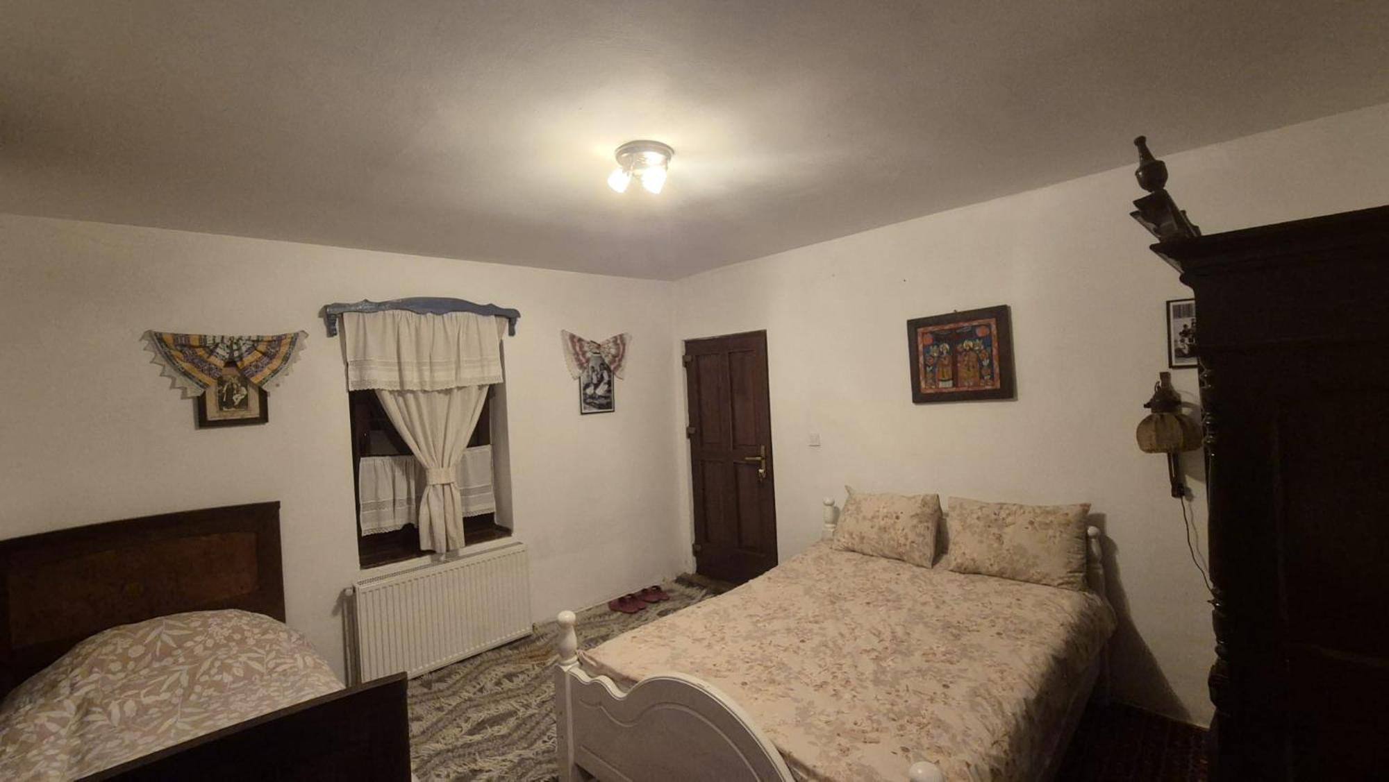 Rucar  Casa Traditionala Transilvaneana חדר תמונה