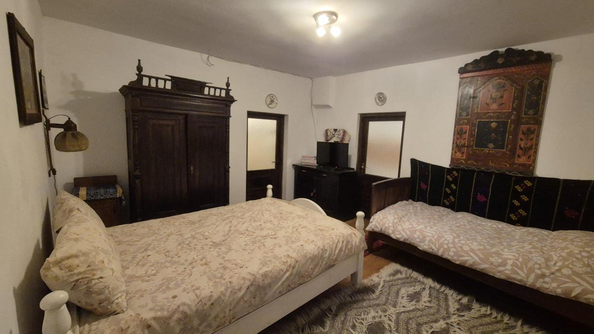 Rucar  Casa Traditionala Transilvaneana חדר תמונה
